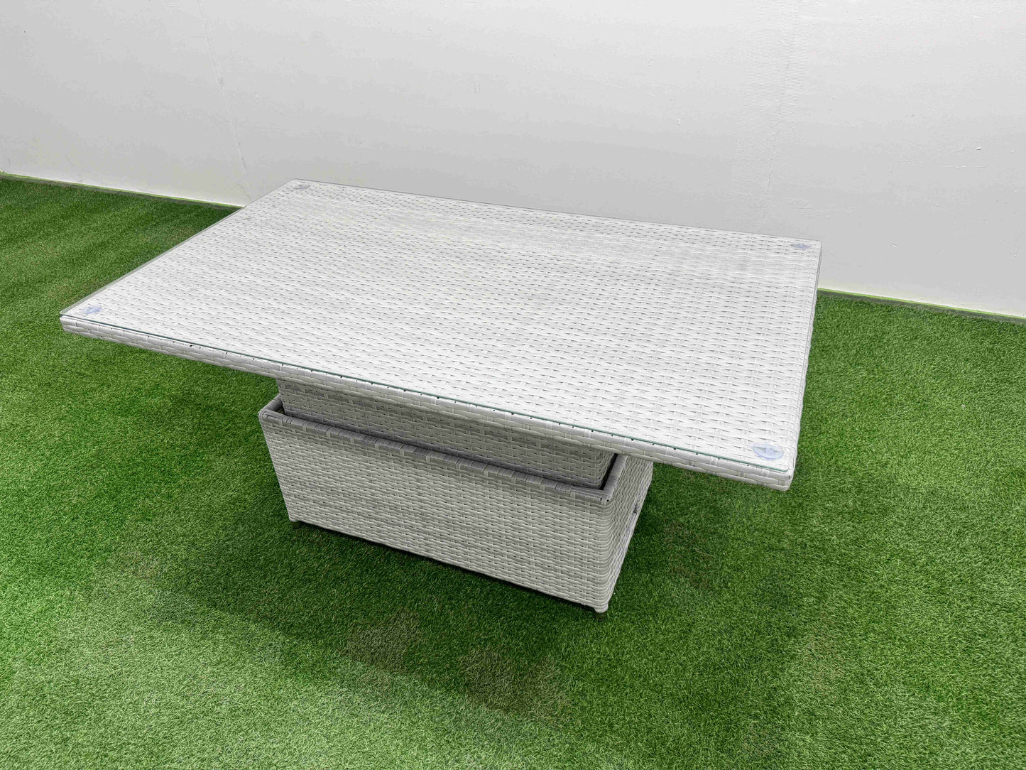 Light Grey PE Rattan 6-Piece Garden Furniture Set