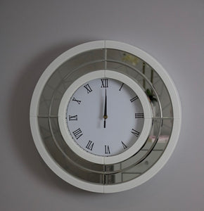 Bianco Clock