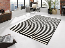 Gloria Black Cream Rug