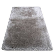 Fluffy White  Rug With A Silver Thread