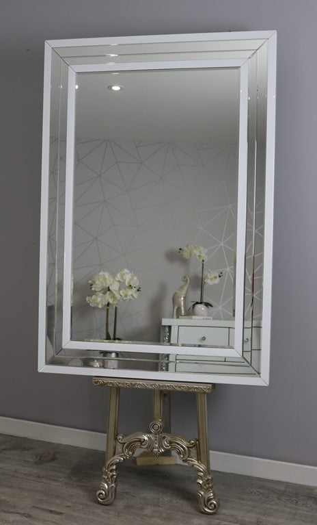 Bianco Mirror