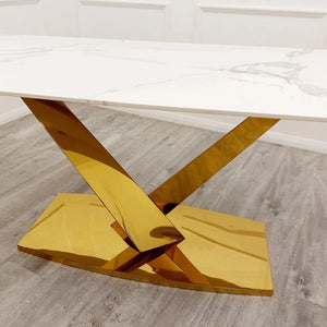Vipole Dining Table